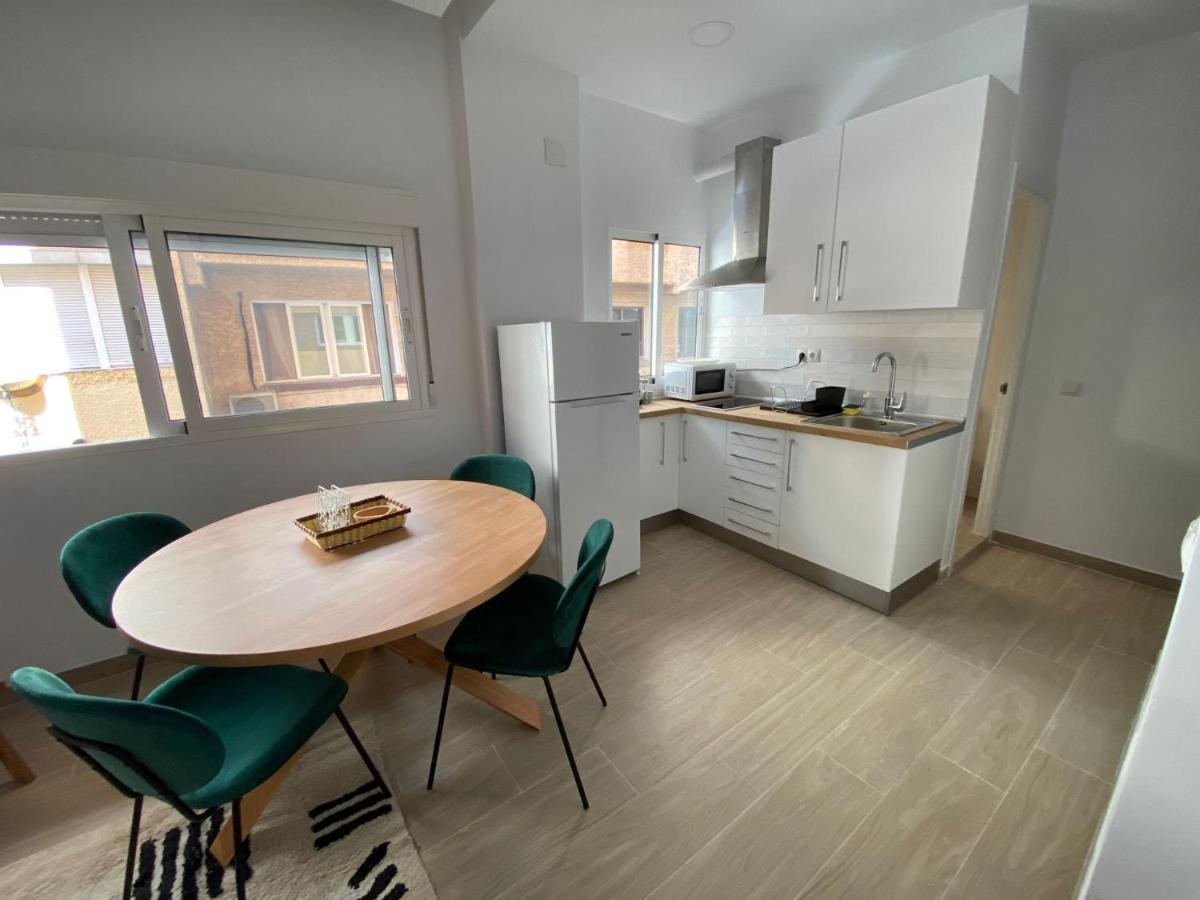 City Center And Beach Renovated Apartment Fuengirola Ngoại thất bức ảnh